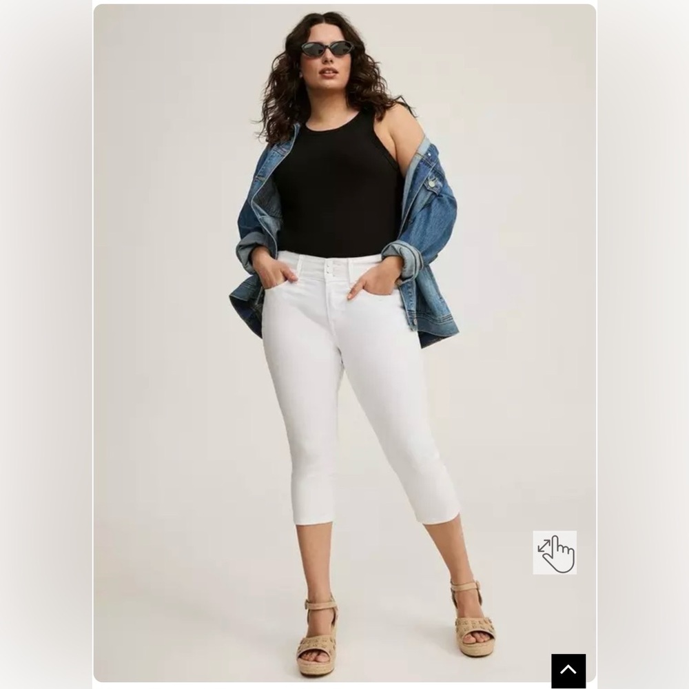 🆕 Torrid Crop Skinny Jegging Super Soft High-Rise Jean size 16